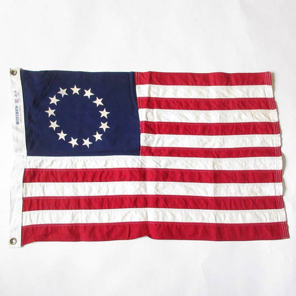 USA製 初代アメリカ国旗 13星 ベッツィー・ロス・フラッグ 59cm×89cm 星条旗 写真館 ディスプレイ 背景生地 ガレージ/D143