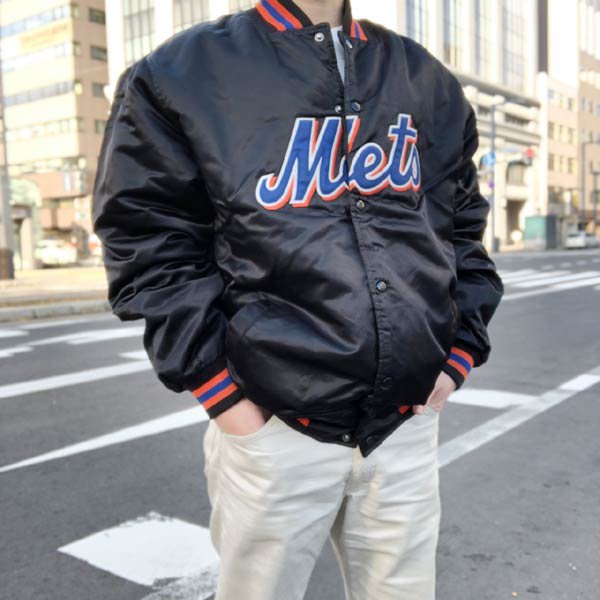 ニューヨーク メッツ Majestic製 サテン スタジャン 黒 XL ブラックベース MLB Mets マジェスティック メジャーリーグ 中綿 d144