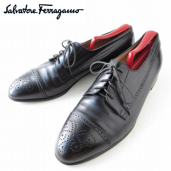 高級品 フェラガモ セミブローグ シューズ 黒 10.5D 28.5cm イタリア製 メンズ 靴 D143