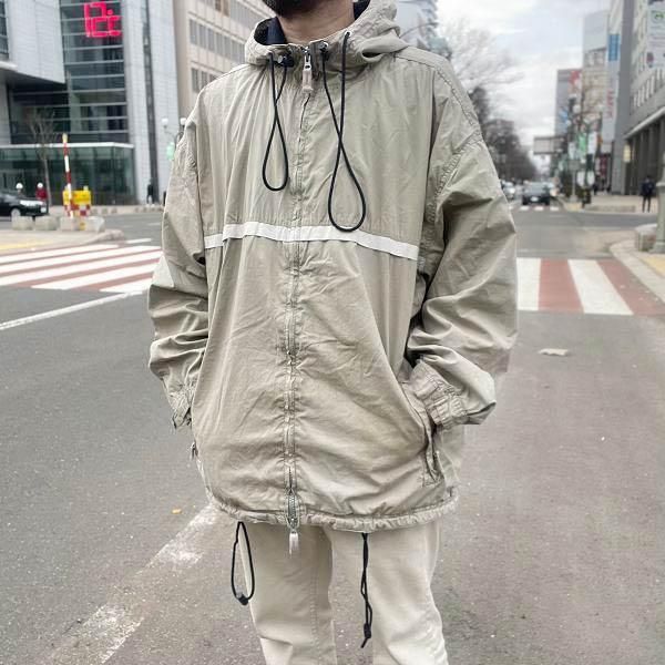 STONE ISLAND　パーカー　カーキ　コットン　L身幅