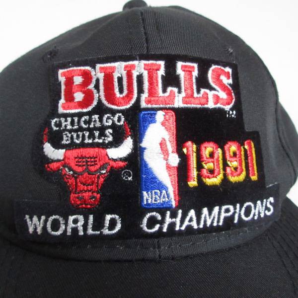 1991年 NBA シカゴ ブルズ 初優勝 チャンピオン キャップ 黒 マイケル ジョーダン全盛期 オフィシャル ビンテージ D148