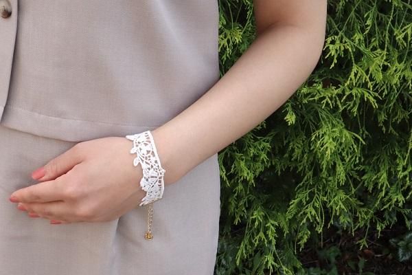 フローラ 花の女神 地中海珊瑚立体彫刻アンティークブレスレット