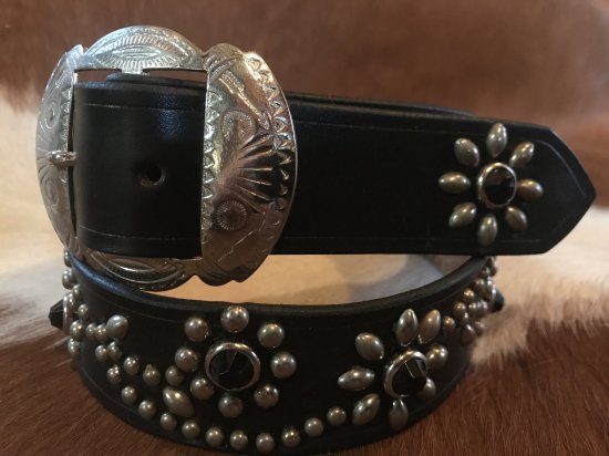 70'sフラワースタッズベルト・70's Style Studded Leather Belt W34inch - RoosterKing &  Co.,Leather and Dry Goods