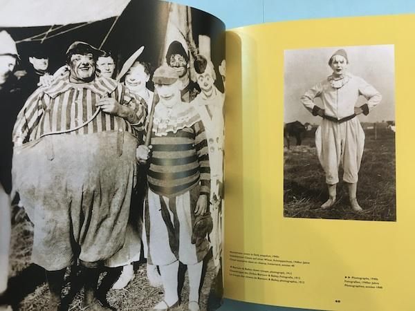 1000 CLOWNS MORE OR LESS クラウン（ピエロ）(H.THOMAS STEELE