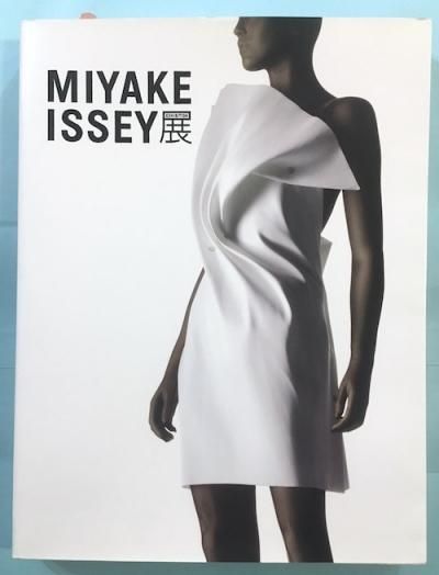 MIYAKE ISSEYŸ