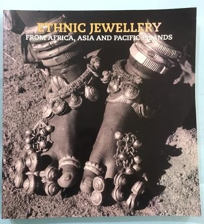 ETHNIC JEWELLERYFROM AFRICA,ASIA AND PACIFIC ISLANDThe Rene van der Star Collection