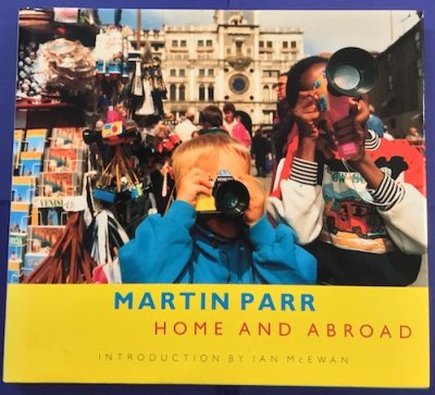 HOME AND ABROAD　Martin Parr　マーティン・パー