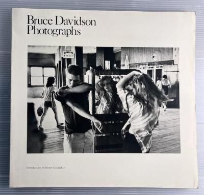 美品◾️絶版 Bruce Davidson: Outside Inside送料込み Bruce Davidson Photographs - 東京 下北沢 クラリスブックス