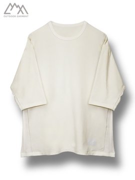 <strong>CMF OUTDOOR GARMENT</strong>OM Short Sleeve Tee<br>OFF WHITE 