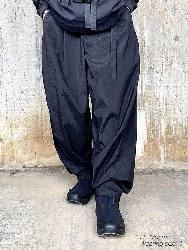 GOOPiMADE x TIGHTBOOTH - “GTB-03P“ SP Strap Baggy Slacks