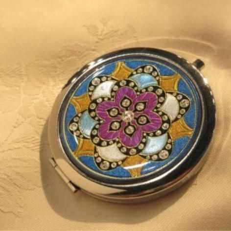 装飾的な木製フレームのミラー　トルコ製 mitikusa