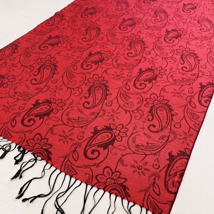 ȡ<br>Paisley Red