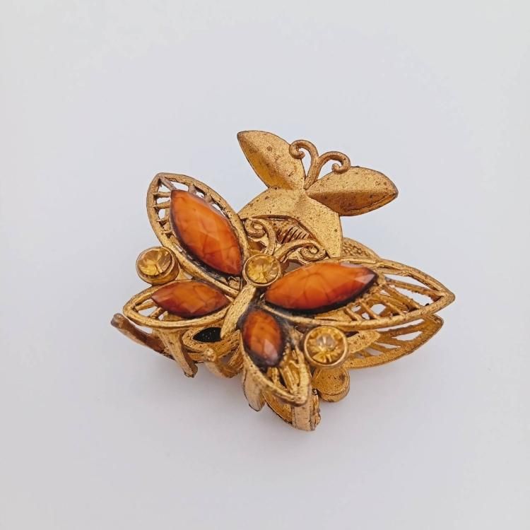 Х å ߥ<br>Butterfly Brown
