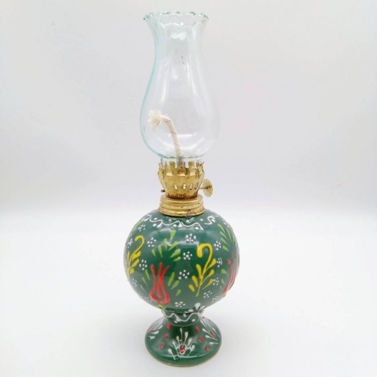 <img class='new_mark_img1' src='https://img.shop-pro.jp/img/new/icons1.gif' style='border:none;display:inline;margin:0px;padding:0px;width:auto;' /><br>Oil Lamp<br>Green