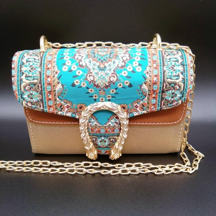 <img class='new_mark_img1' src='https://img.shop-pro.jp/img/new/icons1.gif' style='border:none;display:inline;margin:0px;padding:0px;width:auto;' /> Chain Mini Bag Gold Brown