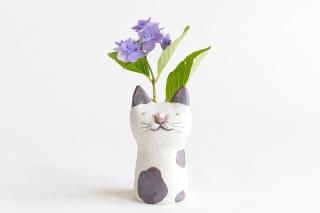 ネコ花ビン - 草舟オンラインショップ（金子佐知恵）| 陶器の雑貨と
