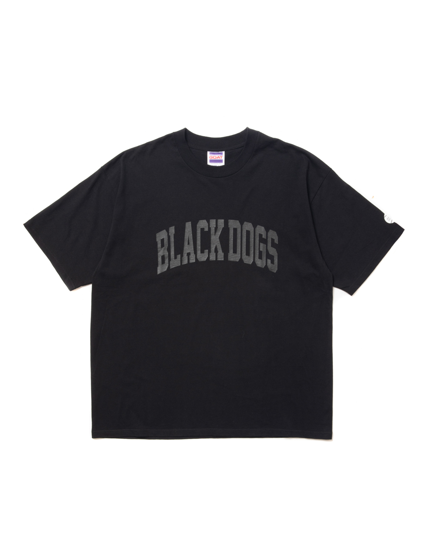 <img class='new_mark_img1' src='https://img.shop-pro.jp/img/new/icons50.gif' style='border:none;display:inline;margin:0px;padding:0px;width:auto;' />ROTTWEILER - BIG COLLEGE TEE (BLACK)