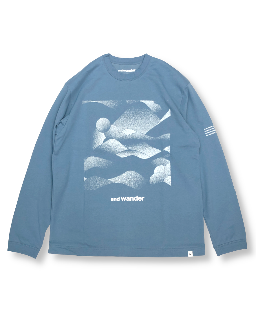 <img class='new_mark_img1' src='https://img.shop-pro.jp/img/new/icons50.gif' style='border:none;display:inline;margin:0px;padding:0px;width:auto;' />and wander - mountain camo LS T (BLUE)
