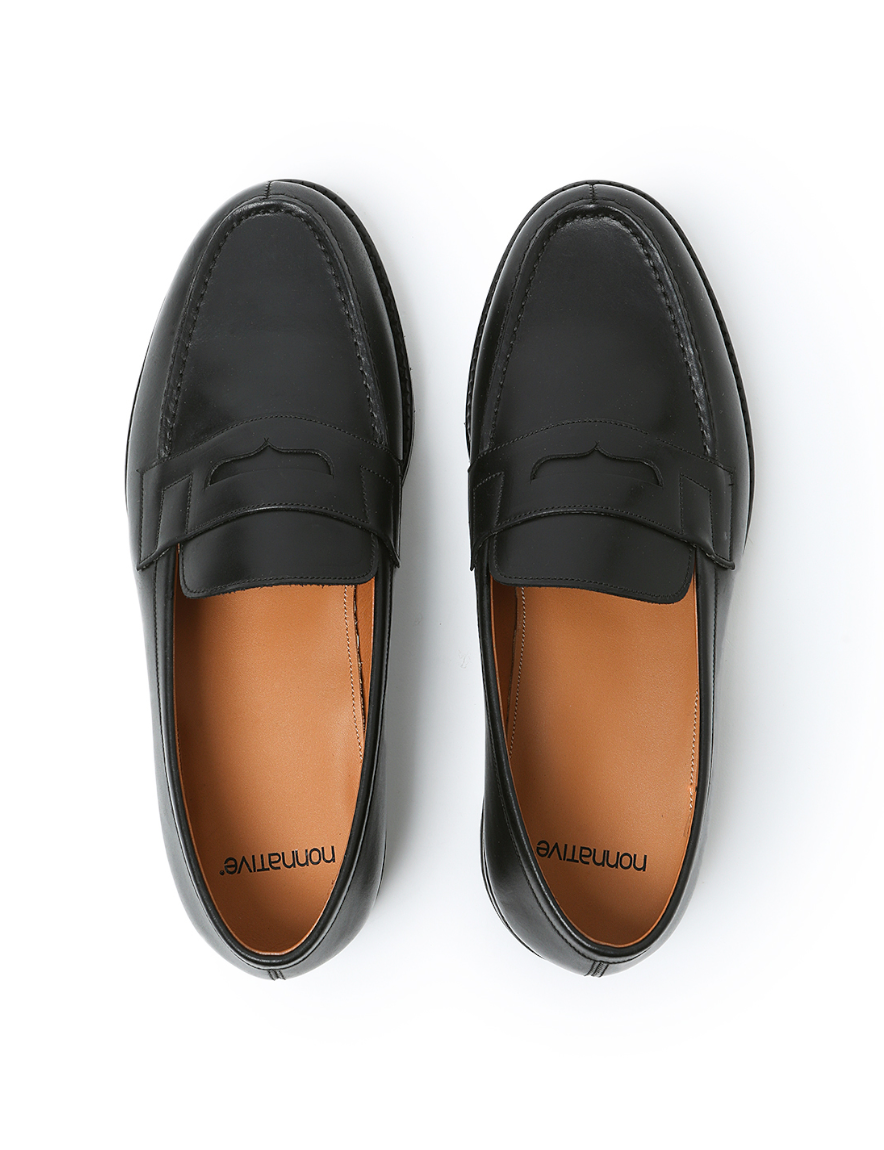 <img class='new_mark_img1' src='https://img.shop-pro.jp/img/new/icons50.gif' style='border:none;display:inline;margin:0px;padding:0px;width:auto;' />nonnative - DWELLER LOAFERS COW LEATHER