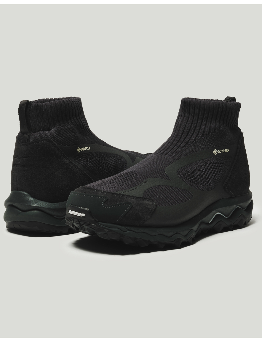 <img class='new_mark_img1' src='https://img.shop-pro.jp/img/new/icons1.gif' style='border:none;display:inline;margin:0px;padding:0px;width:auto;' />Mizuno ¡ß nonnative - WAVE MUJIN TL MID GTX nonnative (BLACK)