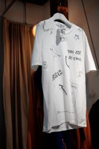Bengt Paris ベンクト パリ 刺繍 イルカ Tシャツ